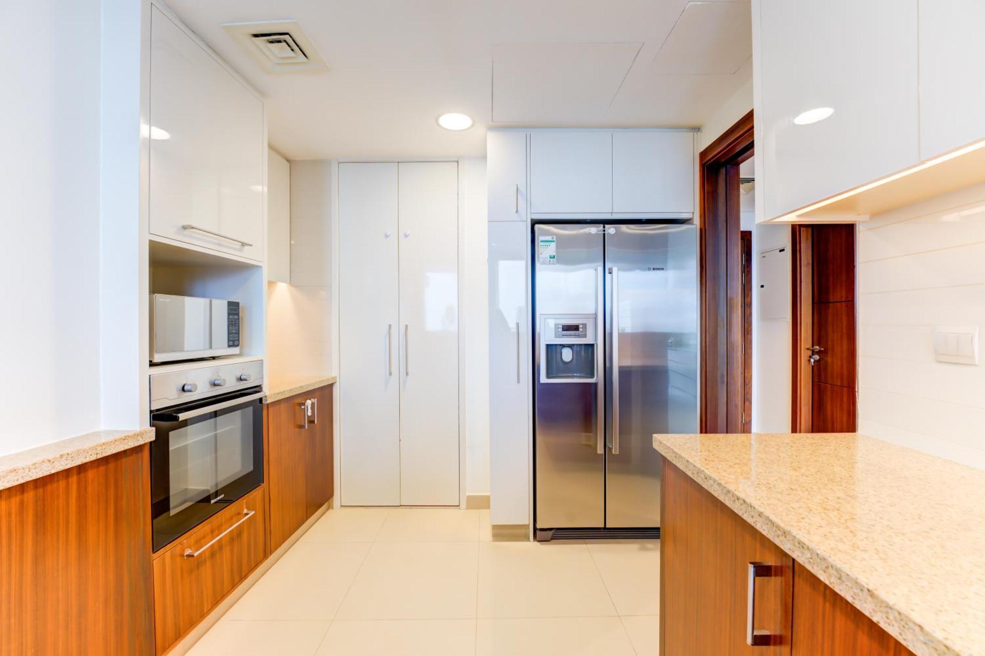 Executive Luxury At Its Finest With Views Of Burj Khalifa