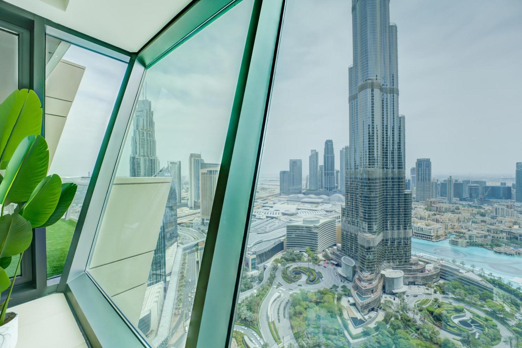 Executive Luxury At Its Finest With Views Of Burj Khalifa